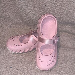 CROC Echo Mary Jane in Cotton Candy